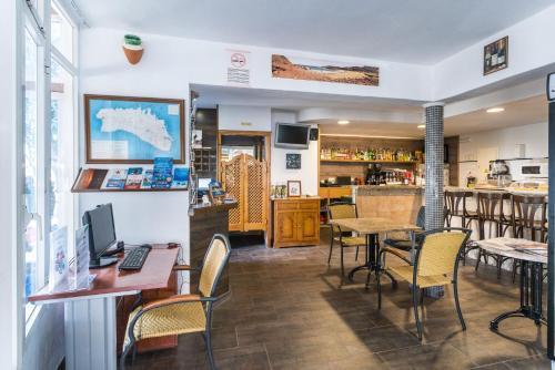 Sol Ponent Apartment Cala Blanca  Luaran gambar