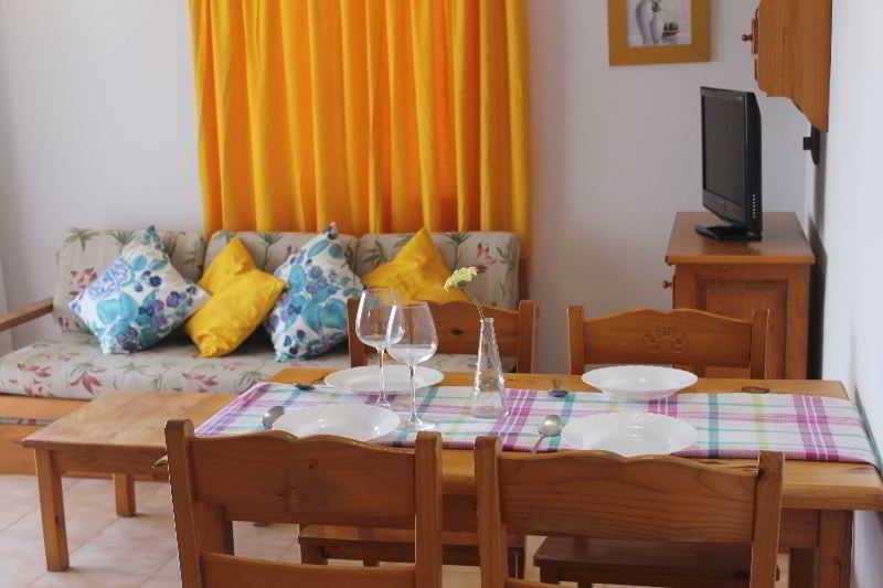 Sol Ponent Apartment Cala Blanca  Luaran gambar